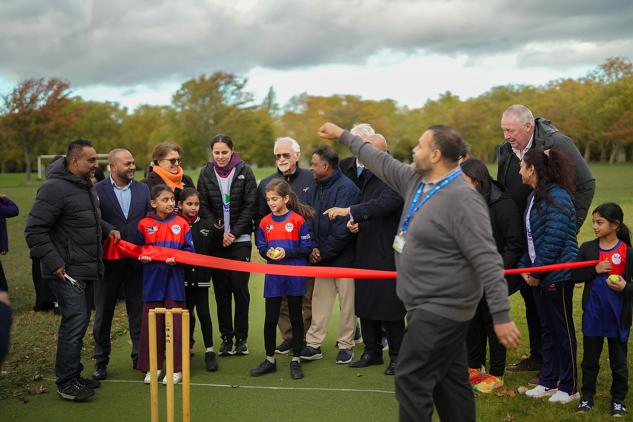 Victoria Park Cricket Pitch Launching Maia (10)